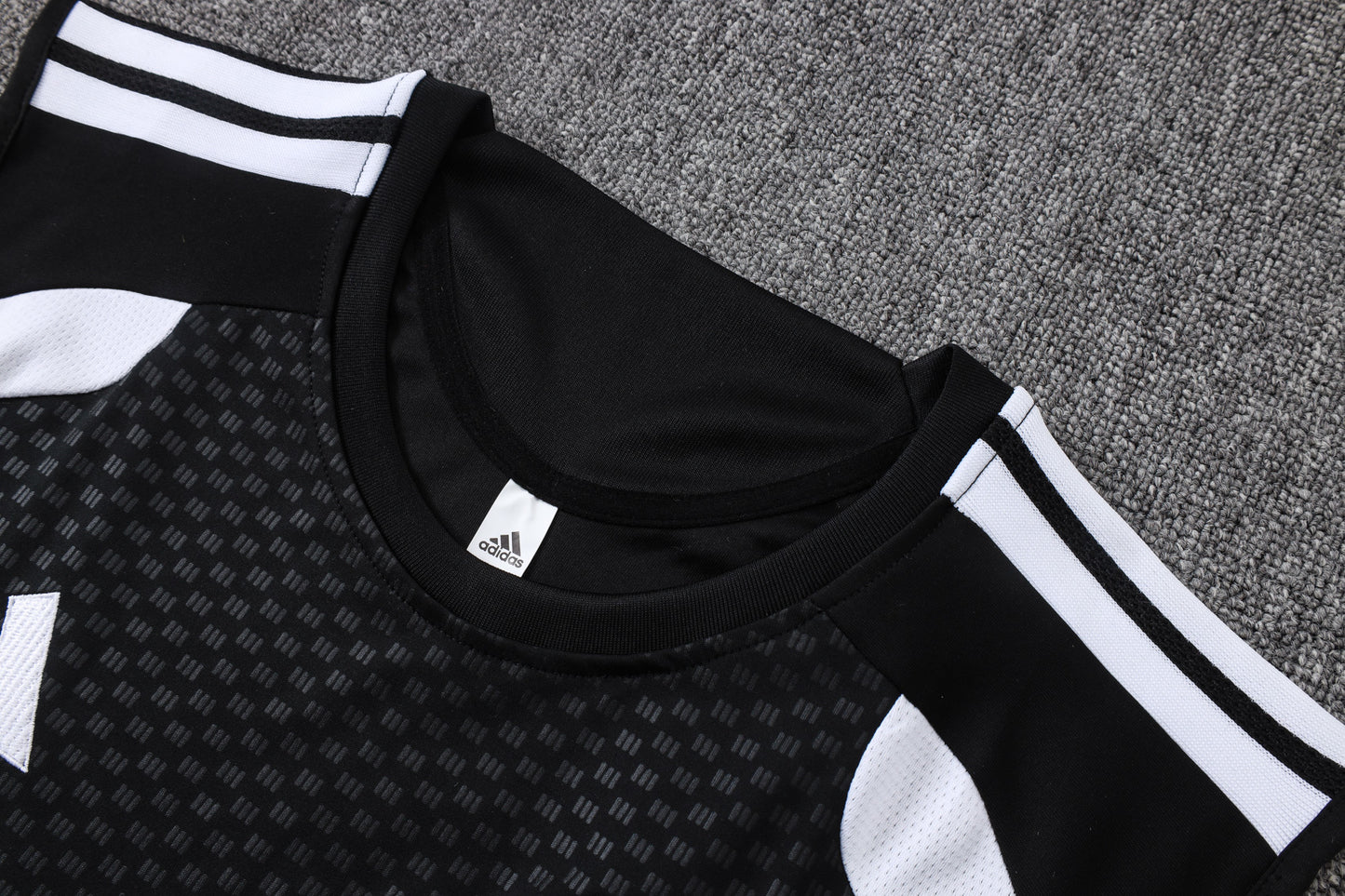 Inter Miami Sleeveless Training Kit - Away