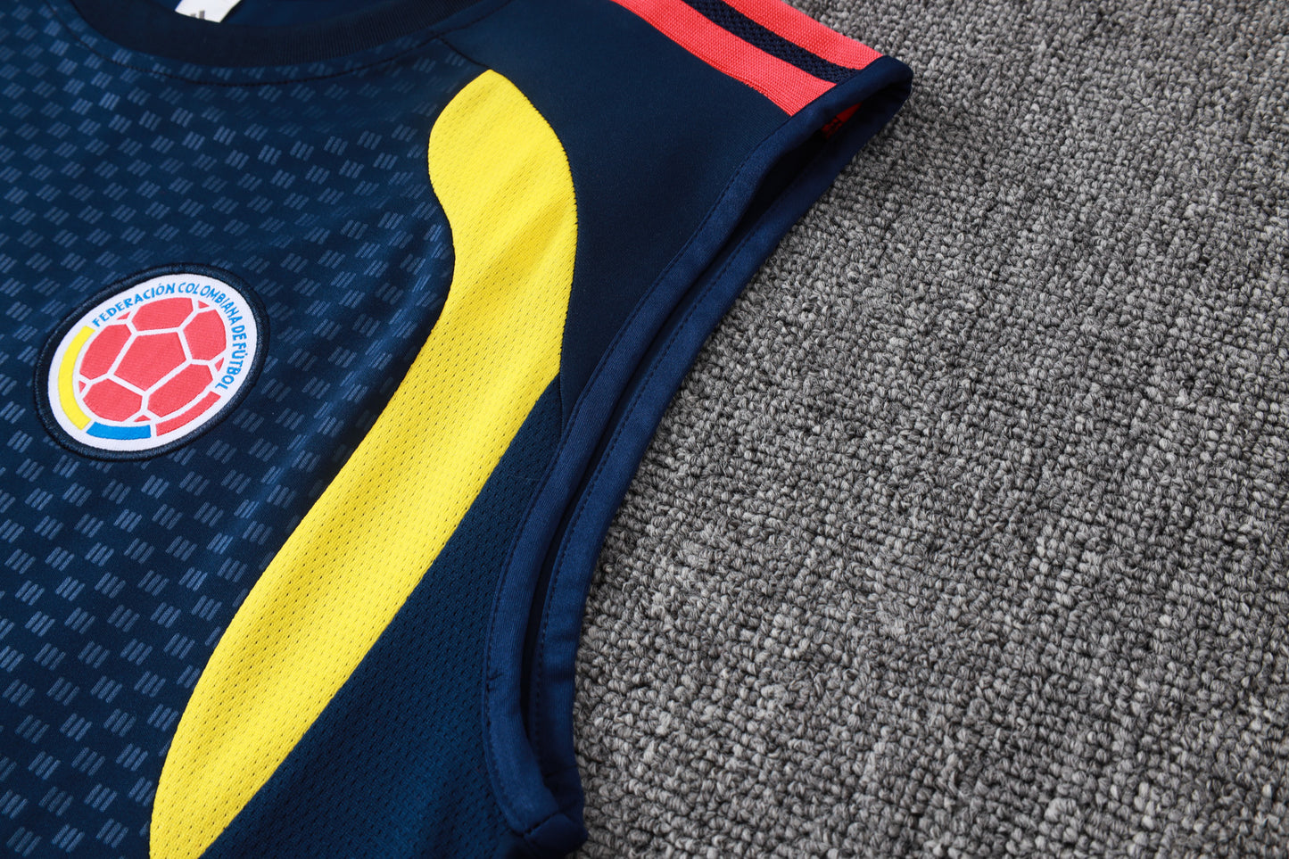 Colombia Sleeveless Training Kit - Navy/Blue